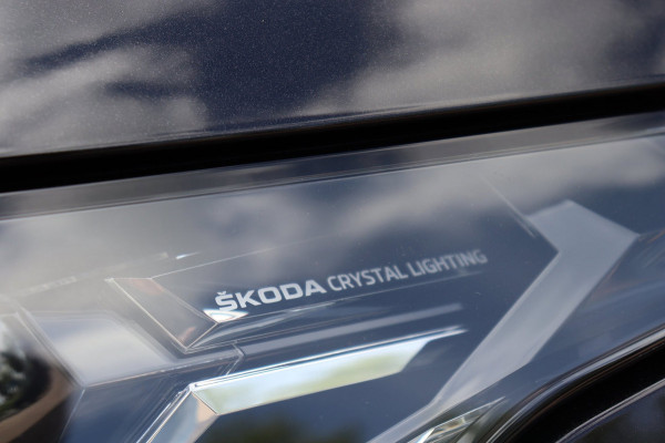 Škoda ENYAQ iV 60 Sportline schuifdak el.trekhaak camera's leer+mem+vw org.NL 93,53% travel assist