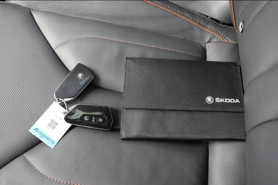 Škoda ENYAQ iV 60 Sportline schuifdak el.trekhaak camera's leer+mem+vw org.NL 93,53% travel assist