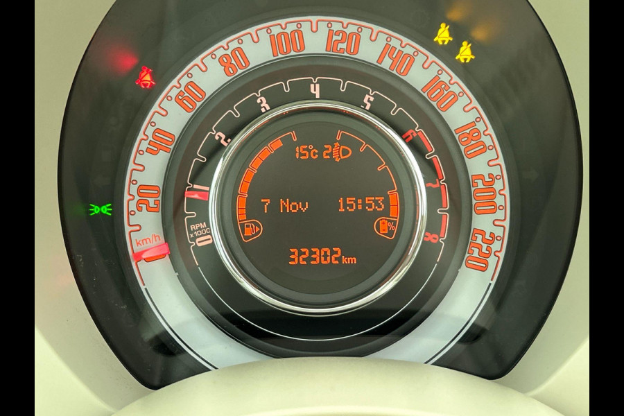 Fiat 500C 1.0 Hybrid Dolcevita Cabriolet Climate Control Sportstoelen Parkeersensoren achter Cruise Control DAB Lichtmetalen Velgen
