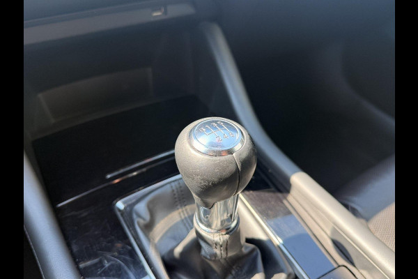 Mazda 3 2.0 e-SkyActiv-X M Hybrid 180 Comfort met Bose | Leer | Achteruitrij Camera |