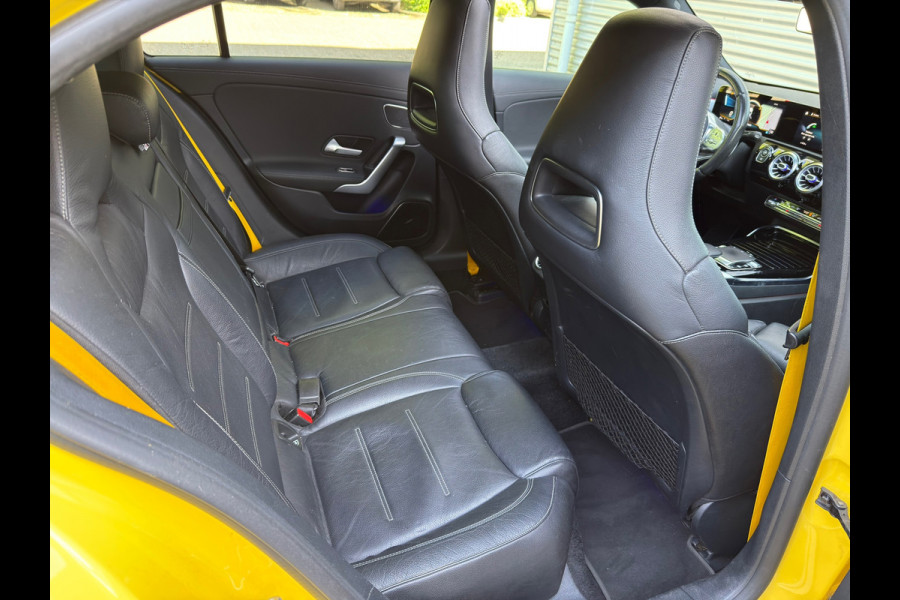 Mercedes-Benz A-Klasse AMG 35 4MATIC Edition 1 l Aero Pack l Pano l Virtual l Sfeerverlichting l VDOH l
