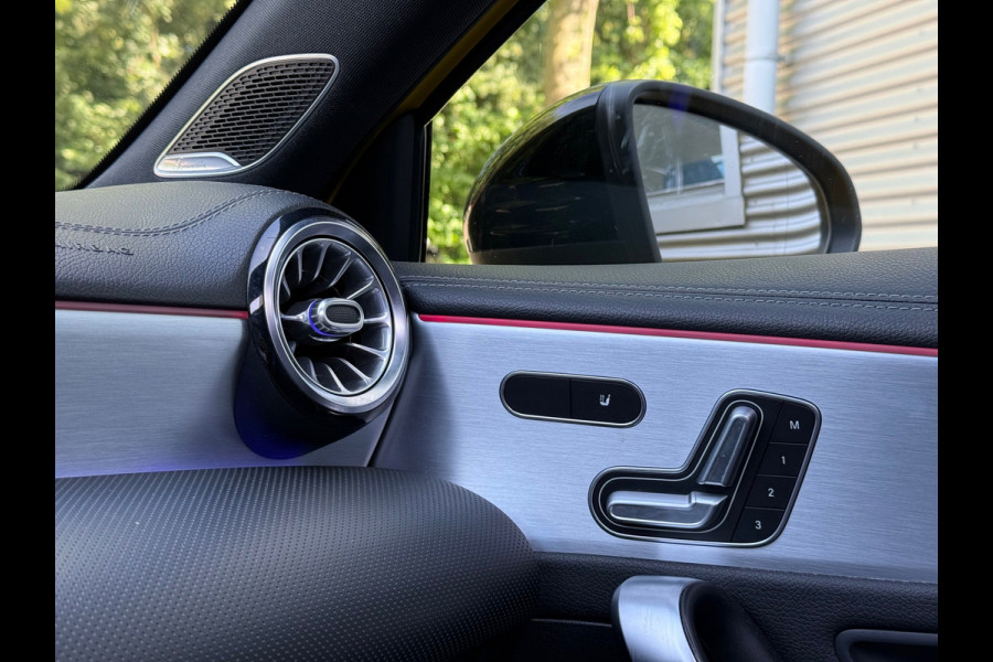 Mercedes-Benz A-Klasse AMG 35 4MATIC Edition 1 l Aero Pack l Pano l Virtual l Sfeerverlichting l VDOH l