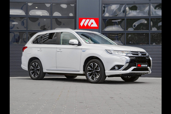 Mitsubishi Outlander 2.0 PHEV Premium | TREKHAAK | PANO | LEDER | 360 CAMERA
