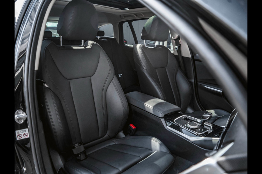 BMW 3 Serie Touring 318d High Executive | PANO | LEDER |