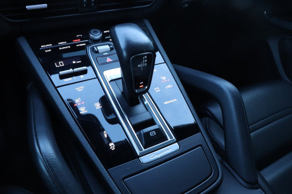Porsche Cayenne Coupé 3.0 E-Hybrid | SportDesign| ACC | Bose | VOL!