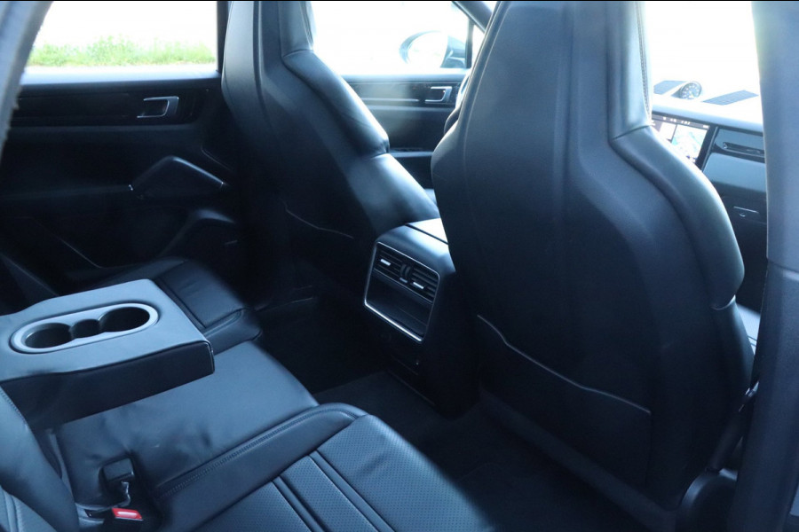 Porsche Cayenne Coupé 3.0 E-Hybrid | SportDesign| ACC | Bose | VOL!