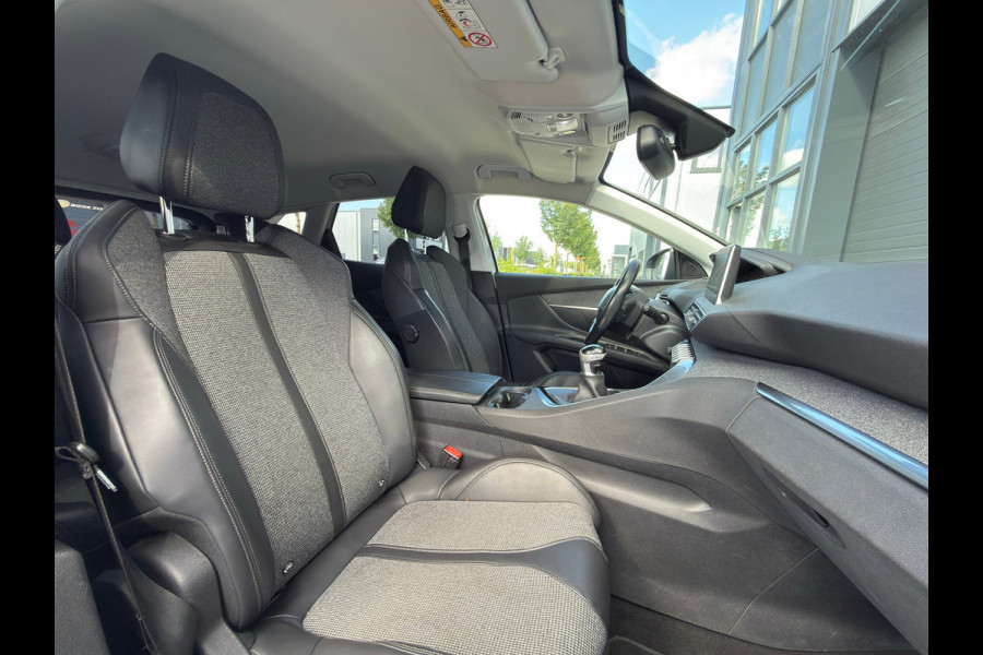 Peugeot 3008 1.2 PureTech AGC Allure / Stoelverwarming / LED