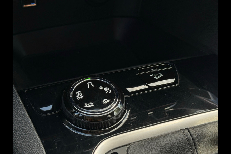 Peugeot 3008 1.2 PureTech AGC Allure / Stoelverwarming / LED