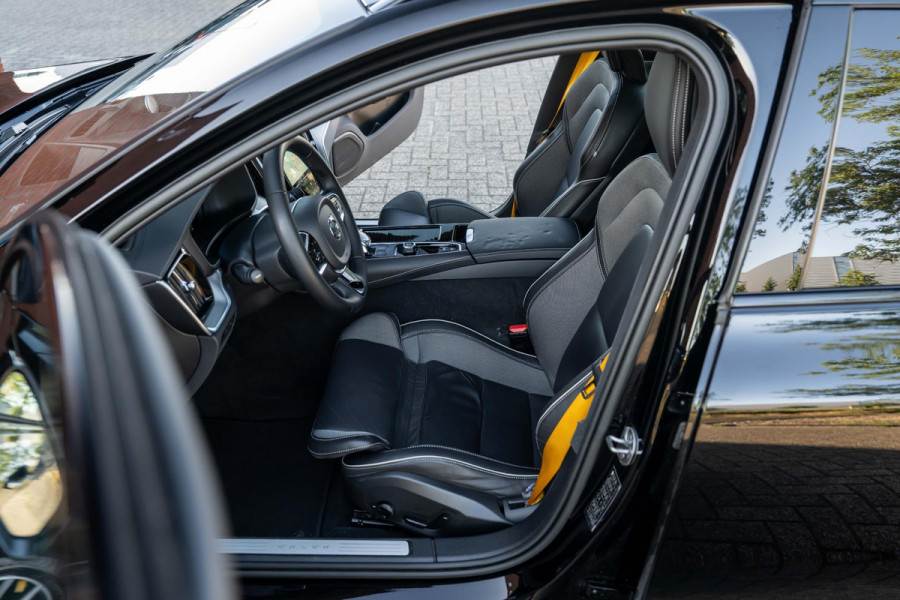 Volvo V60 2.0 T8 AWD Polestar Engineered 455pk LONG RANGE