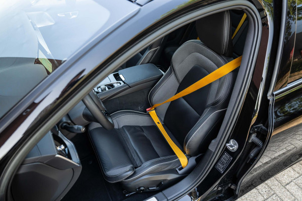 Volvo V60 2.0 T8 AWD Polestar Engineered 455pk LONG RANGE