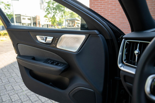 Volvo V60 2.0 T8 AWD Polestar Engineered 455pk LONG RANGE