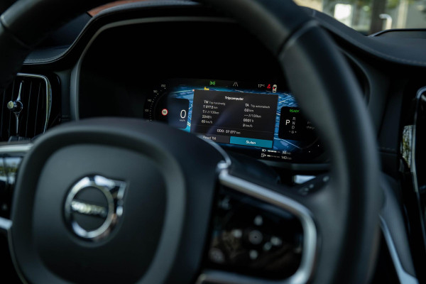 Volvo V60 2.0 T8 AWD Polestar Engineered 455pk LONG RANGE