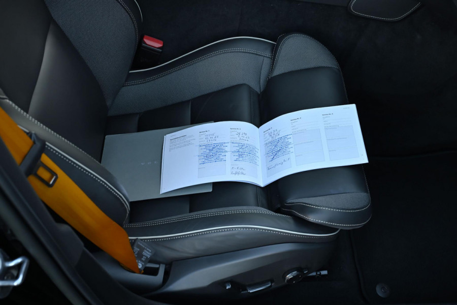 Volvo V60 2.0 T8 AWD Polestar Engineered 455pk LONG RANGE