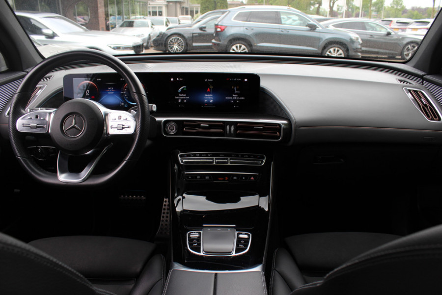Mercedes-Benz EQC 400 4MATIC Business Solution AMG 80 kWh / Trekhaak / Schuifdak / 360Camera / Head-up / Burmester / Leder / 20'' / Matrix LED / CarPlay / Dodehoek / DAB / ACC