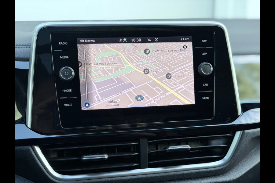 Volkswagen T-Roc 1.5 TSI 3xR-Line Pano/Keyless/Camera