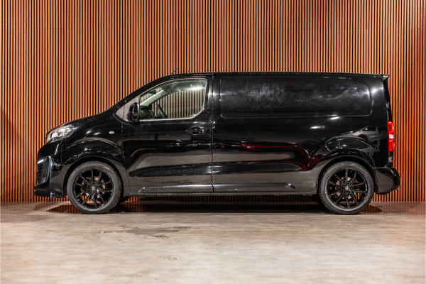 Peugeot Expert 2.0 BlueHDI L2 | ACC | Head-Up | Blind Spot | CarPlay | Camera | Navigatie | DAB | Trekhaak | Nieuwe APK | Lang / L2H1