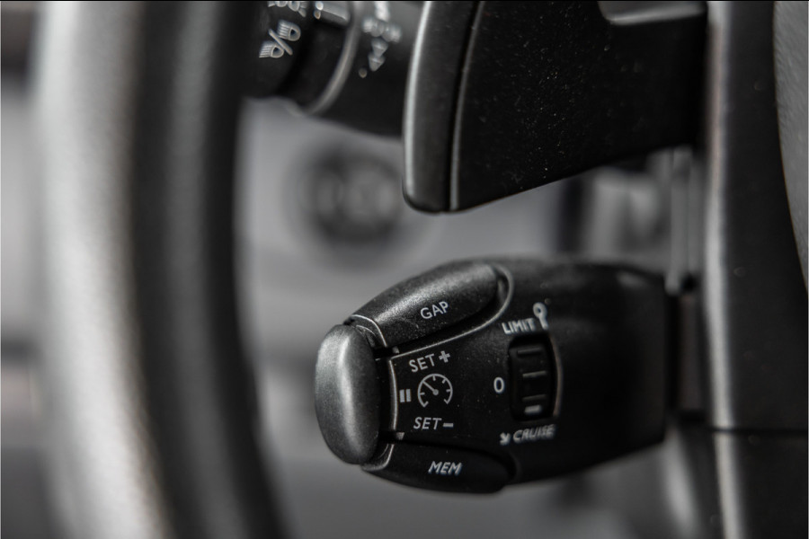 Peugeot Expert 2.0 BlueHDI L2 | ACC | Head-Up | Blind Spot | CarPlay | Camera | Navigatie | DAB | Trekhaak | Nieuwe APK | Lang / L2H1
