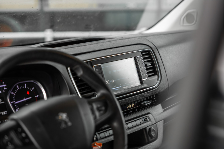 Peugeot Expert 2.0 BlueHDI L2 | ACC | Head-Up | Blind Spot | CarPlay | Camera | Navigatie | DAB | Trekhaak | Nieuwe APK | Lang / L2H1
