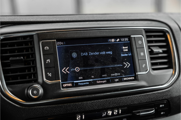 Peugeot Expert 2.0 BlueHDI L2 | ACC | Head-Up | Blind Spot | CarPlay | Camera | Navigatie | DAB | Trekhaak | Nieuwe APK | Lang / L2H1