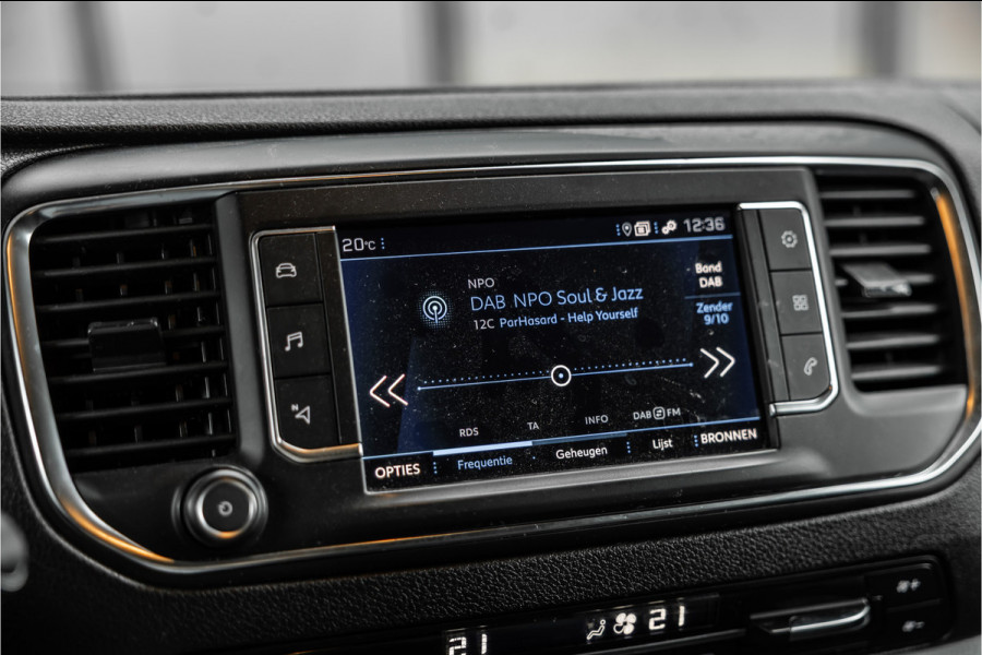 Peugeot Expert 2.0 BlueHDI L2 | ACC | Head-Up | Blind Spot | CarPlay | Camera | Navigatie | DAB | Trekhaak | Nieuwe APK | Lang / L2H1