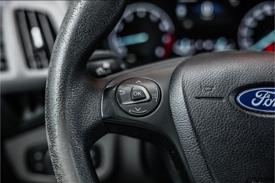 Ford Transit Connect 1.0 Ecoboost L2 | CarPlay | Camera | Navigatie | Stoelverwarming | DAB | 3-Zitter | Trekhaak | Nieuwe APK