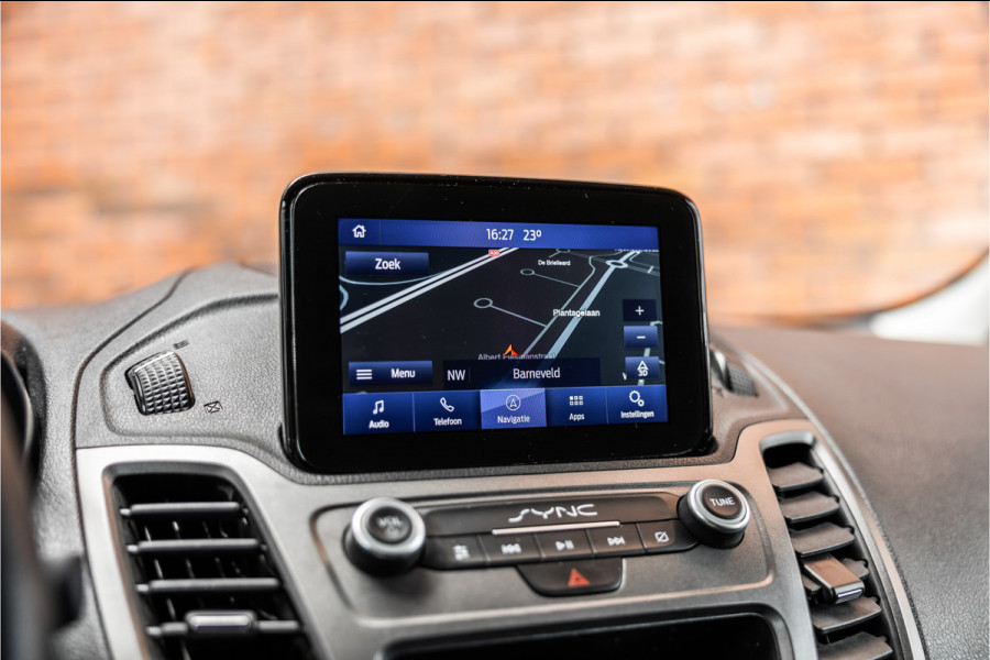 Ford Transit Connect 1.0 Ecoboost L2 | CarPlay | Camera | Navigatie | Stoelverwarming | DAB | 3-Zitter | Trekhaak | Nieuwe APK