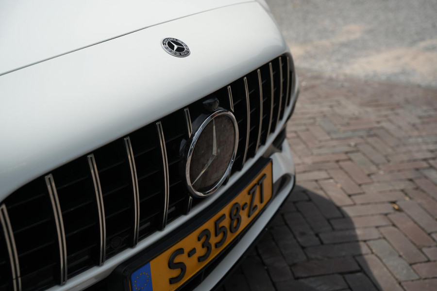 Mercedes-Benz C-Klasse 300 e AMG Line Limited Pano C63 Look