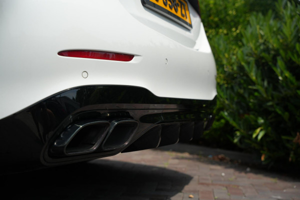 Mercedes-Benz C-Klasse 300 e AMG Line Limited Pano C63 Look