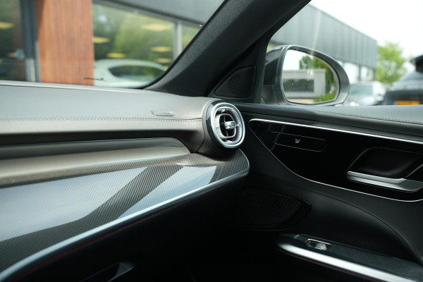 Mercedes-Benz C-Klasse 300 e AMG Line Limited Pano C63 Look
