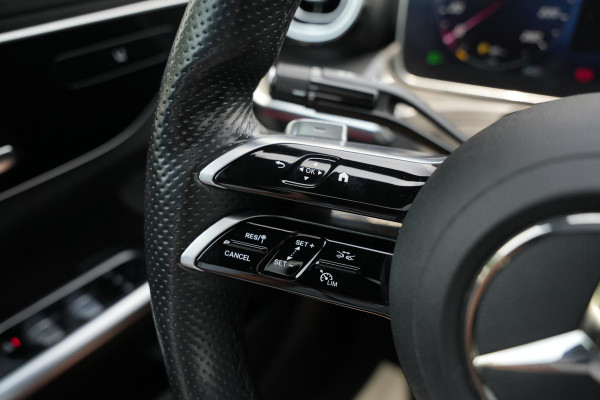 Mercedes-Benz C-Klasse 300 e AMG Line Limited Pano C63 Look