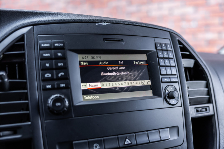 Mercedes-Benz Vito eVito Lang | Camera | Navigatie | Stoelverwarming | Airco | 3 zitter | Betimmering | Nieuwe APK | Zero emission | E-vito