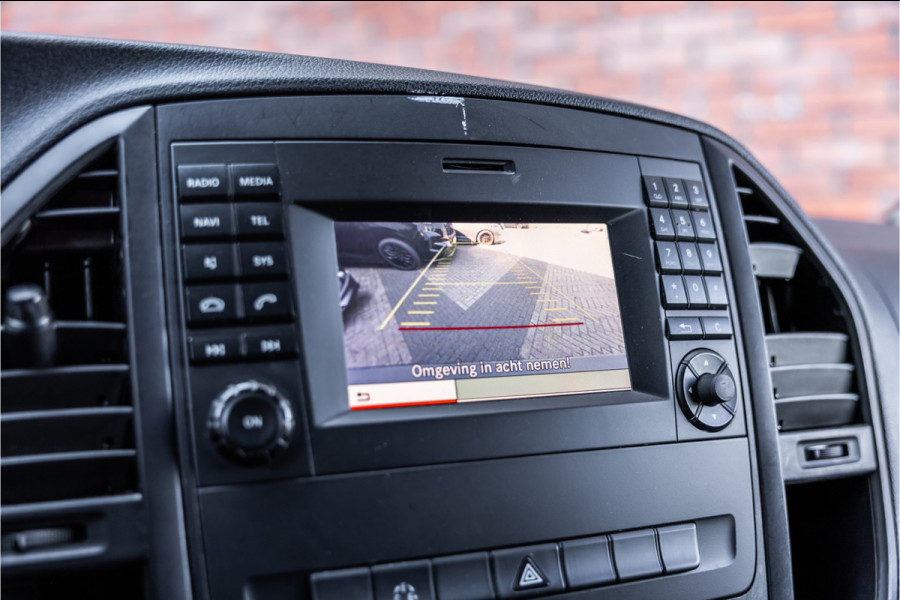 Mercedes-Benz Vito eVito Lang | Camera | Navigatie | Stoelverwarming | Airco | 3 zitter | Betimmering | Nieuwe APK | Zero emission | E-vito