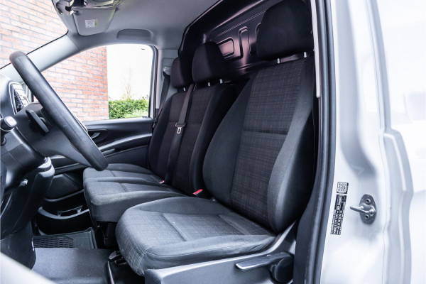 Mercedes-Benz Vito eVito Lang | Camera | Navigatie | Stoelverwarming | Airco | 3 zitter | Betimmering | Nieuwe APK | Zero emission | E-vito