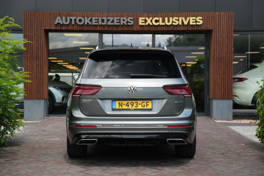Volkswagen Tiguan Allspace 2.0 TSI 4Motion Highline Business R 7p. Mistlampen adaptief Cruise control adaptief Hill hold Camera Navi R-line Dakrails