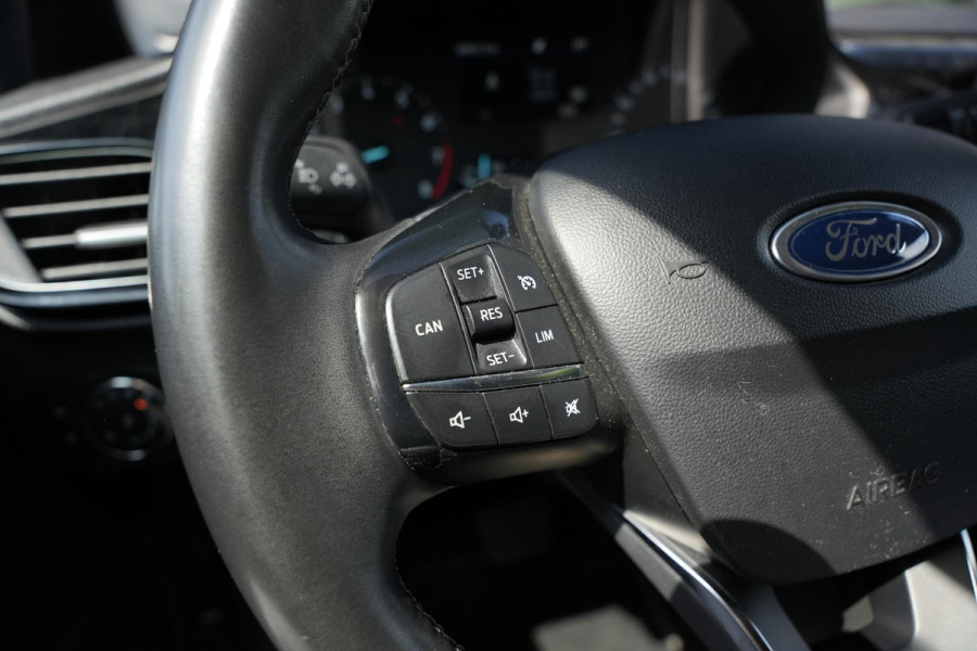 Ford Fiesta 1.0 EcoBoost Hybrid Titanium