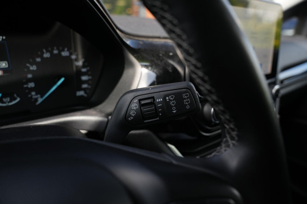 Ford Fiesta 1.0 EcoBoost Hybrid Titanium