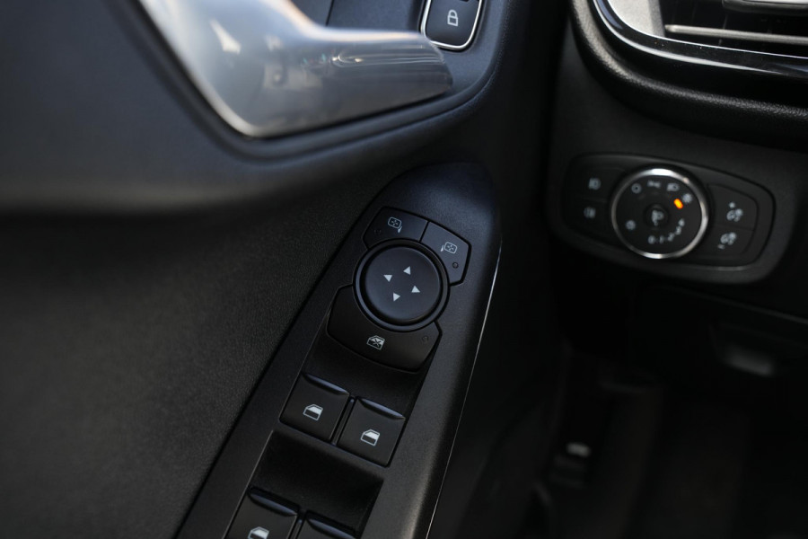 Ford Fiesta 1.0 EcoBoost Hybrid Titanium