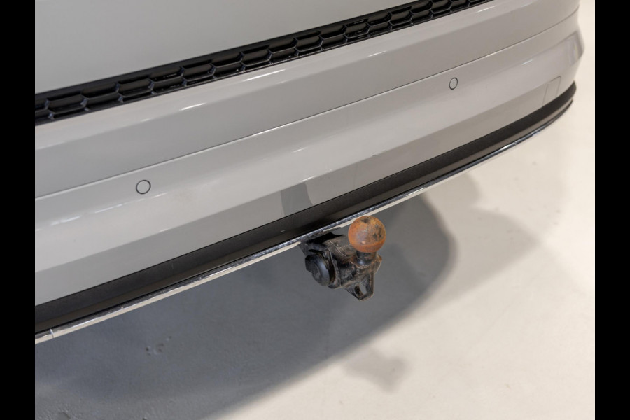 Škoda Kodiaq 1.5 TSI Sportline Business / 150pk / Trekhaak / Panorama dak / Achteruitrij camera /