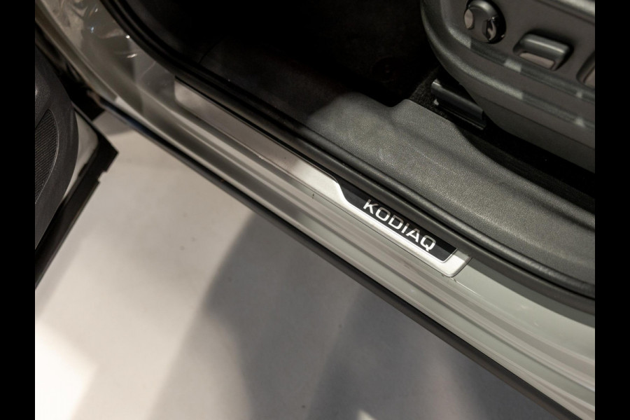 Škoda Kodiaq 1.5 TSI Sportline Business / 150pk / Trekhaak / Panorama dak / Achteruitrij camera /