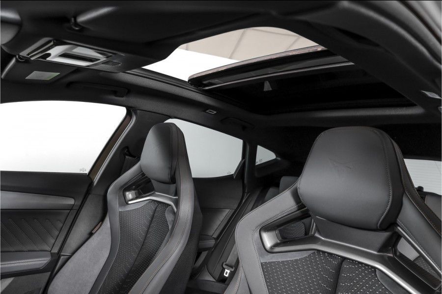 CUPRA Formentor 1.5 TSI e-Hybrid 272 PK VZ Extreme | Bronze Matt | S/K-Panodak | Sennheiser | Elek. stoelen | Matrix LED | Adapt. Cruise | Stoel-+stuurverw. | Camera | NAV+App. Connect | Elek. Klep | LM 19" | 0583