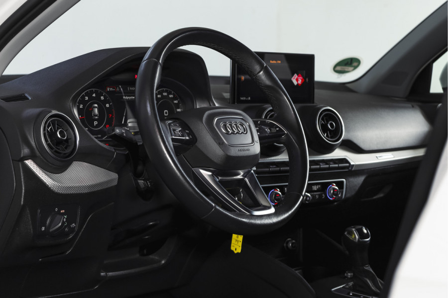 Audi Q2 35 TFSI Pro Line | Dig. Cockpit | Adapt. Cruise | Stoelverw. | PDC | Camera | NAV + App.Connect | ECC | Elek. Klep | LM 17" |