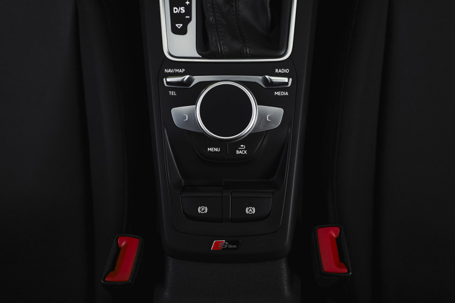 Audi Q2 35 TFSI Pro Line | Dig. Cockpit | Adapt. Cruise | Stoelverw. | PDC | Camera | NAV + App.Connect | ECC | Elek. Klep | LM 17" |