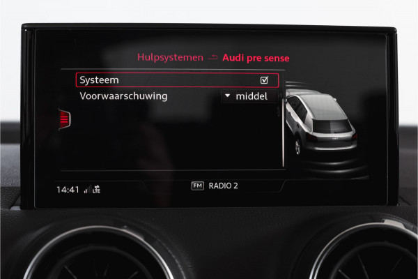 Audi Q2 35 TFSI Pro Line | Dig. Cockpit | Adapt. Cruise | Stoelverw. | PDC | Camera | NAV + App.Connect | ECC | Elek. Klep | LM 17" |