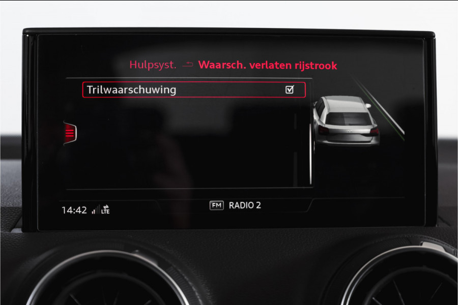 Audi Q2 35 TFSI Pro Line | Dig. Cockpit | Adapt. Cruise | Stoelverw. | PDC | Camera | NAV + App.Connect | ECC | Elek. Klep | LM 17" |