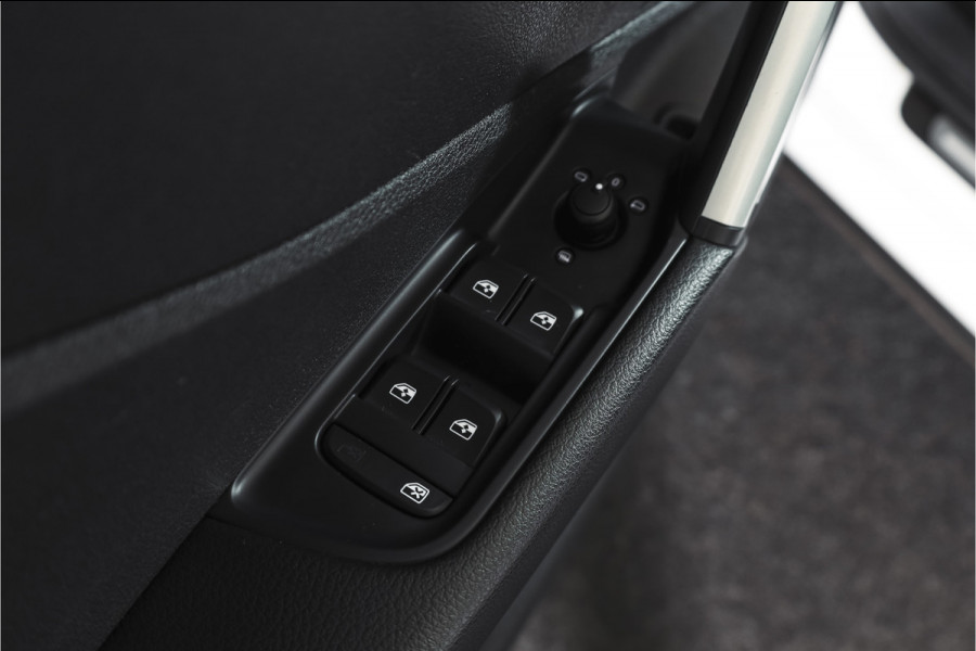 Audi Q2 35 TFSI Pro Line | Dig. Cockpit | Adapt. Cruise | Stoelverw. | PDC | Camera | NAV + App.Connect | ECC | Elek. Klep | LM 17" |