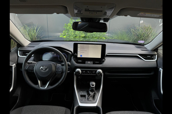Toyota RAV4 2.5 MHEV Dynamic 2025 GARANTIE | TREKHAAK | NAVI | CR CONTROL | SPORTVELGEN