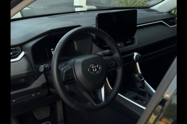 Toyota RAV4 2.5 MHEV Dynamic 2025 GARANTIE | TREKHAAK | NAVI | CR CONTROL | SPORTVELGEN