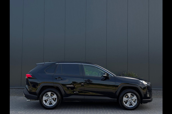 Toyota RAV4 2.5 MHEV Dynamic 2025 GARANTIE | TREKHAAK | NAVI | CR CONTROL | SPORTVELGEN