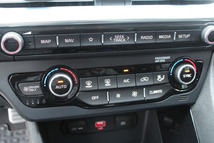 Kia Niro 1.6 GDi Hybrid 141pk DynamicPlusLine Leder Trekhaak NL-Auto NAP