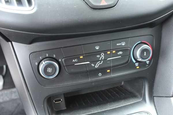 Ford FOCUS Wagon 1.0 101pk Trend Trekhaak NL-Auto NAP